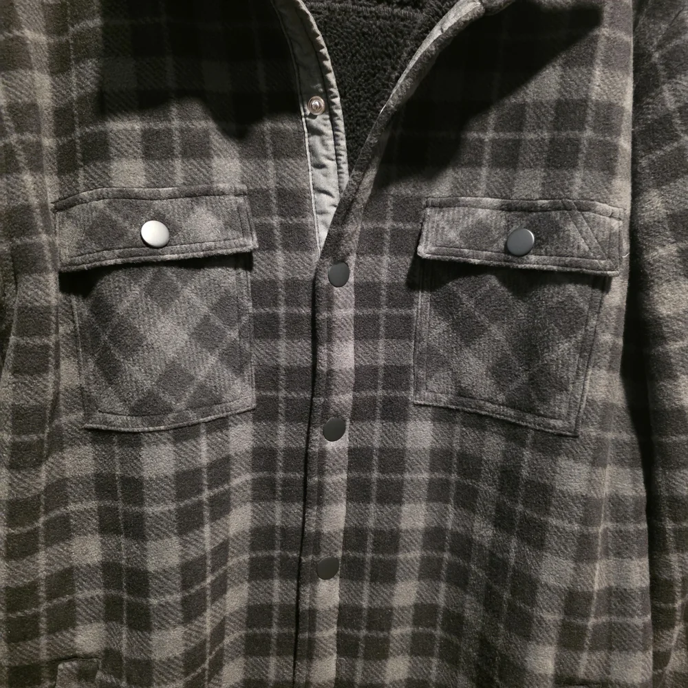 Plaid Button-Up Sherpa Jacket with Cozy Lining..Gray n Black..Size Lg